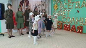 Музыкальная композиция "Белые панамки". Автор песни В.Егоров.