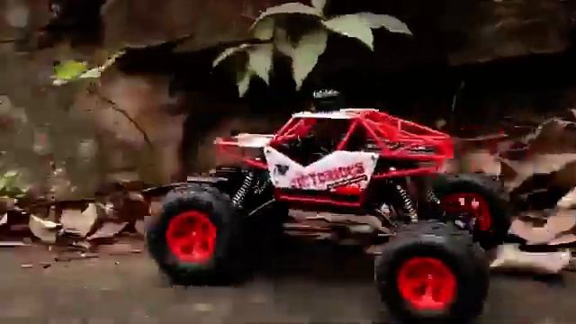 2.4G Radio Remote Control Cars Buggy Off-Road ，Boys Toys for Children смотреть онлайн