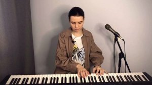 Уроки ВОКАЛА онлайн. Вокальные УПРАЖНЕНИЯ на ноты СРЕДНЕГО регистра.