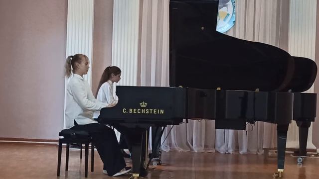 К. М. Вебер "Приглашение к танцу", М. Шмитц " Пьеса" смотреть онлайн