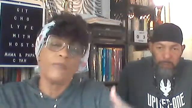 SHOUT OUT TO PEOPLE WHO CAN HELP YOU "GIT CHO LYFE!" смотреть онлайн