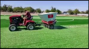 Трактор для футбольного поля.Как правильно ухаживать за искусственным газоном.