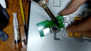 Разборка блютуз колонки. Замена гнезда micro USB. Как заменить гнездо micro USB / Komp-ZP