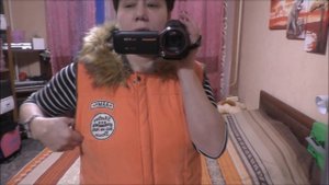 Из куртки в безрукавка.  (очень быстро, и легко )