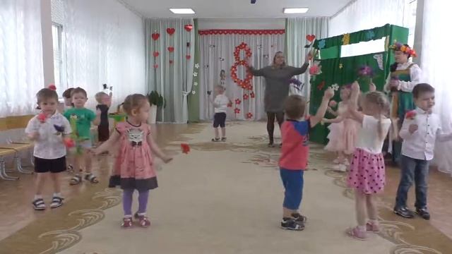 Танец с цветочками - малыши смотреть онлайн