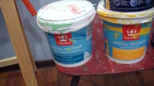 Тестирую краски на устойчивость к мытью и истиранию. Краски     Dulux и Tikkurila.