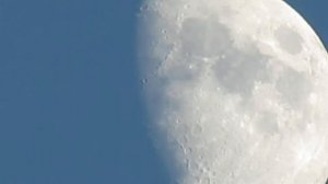 Canon SX-40 HS HD Zoom Demo - Afternoon Half Moon