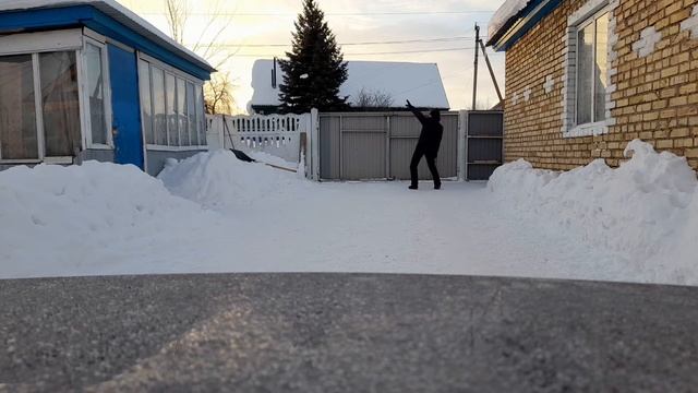как чистить снег под Тямаева смотреть онлайн