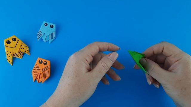 Двигающаяся игрушка "жучок" из бумаги своими руками