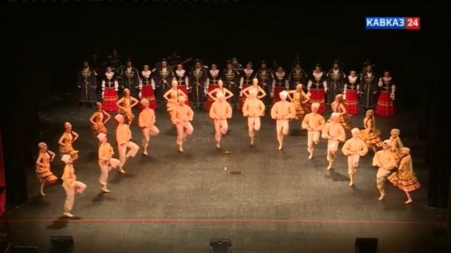 Концерт казачьего ансамбля песни и танца "Ставрополье". 1 и 2 часть