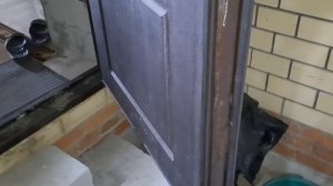 СТОИТ ЛИ СТАВИТЬ ДВЕРЬ С ТЕРМОРАЗРЫВОМ В ЧАСТНОМ ДОМЕ.