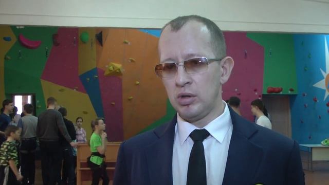 Новый скалодром смотреть онлайн