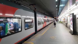 Отправление Ласточки МЦК со станции Площадь Гагарина