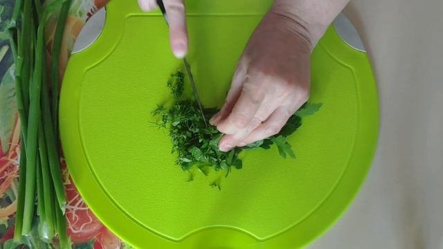 Настоящая Летняя Окрошка на квасе. Холодный суп. Вкусный и простой рецепт окрошки !