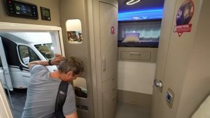 Small Italian camper 2024: WINGAMM OASI 610