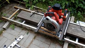 Лестница в качестве станины для продольного пиления или фрезерования