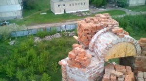 Кладка арок на барабане храма