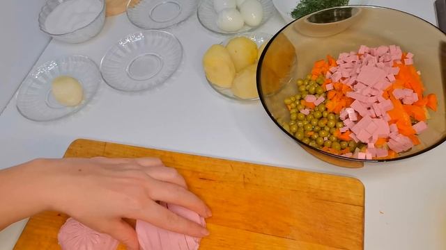 Как приготовить салат Оливье смотреть онлайн