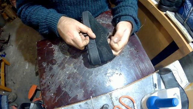 Как легко и просто прошить(пришить)подошву обуви по кругу. Шов косичка