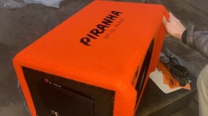 Активный сабвуфер DL Audio Piranha 12A, распаковка, подключение и прослушка в ВАЗ 2115