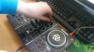 Обзор Numark Party Mix обзор и тест