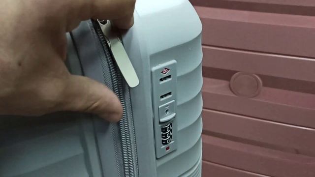 чемодан ручная кладь полипропилен омскчемодан смотреть онлайн