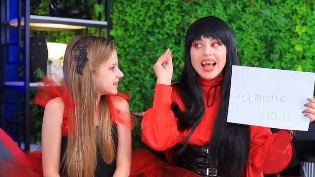 Меня удочерила семья русалок! Как стать русалкой! смотреть онлайн