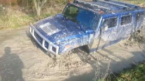 Hummer H2 off road extreme muding