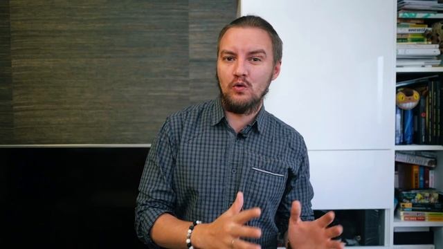 OnePlus 5T, Робот-ЧИНОВНИК и Pixel 2 XL оплошал | Droider Show #314 смотреть онлайн