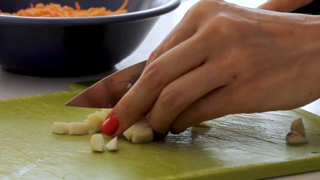 Полезные рецепты | Салат из брокколи с лососем смотреть онлайн