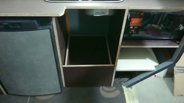 Кемпер Toyota 60- Мебель смотреть онлайн