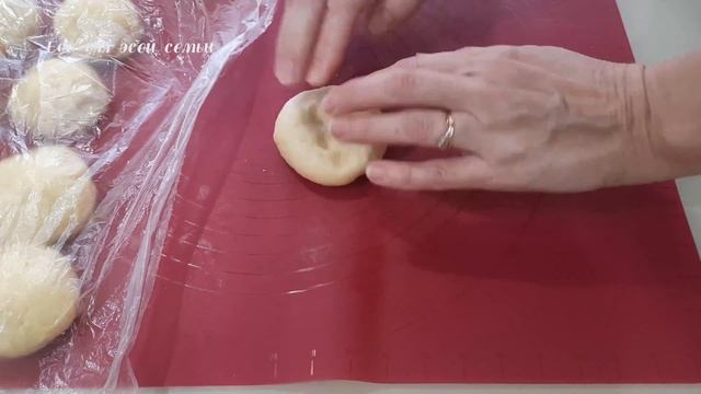 ОБАЛДЕННАЯ ВЫПЕЧКА НА СМЕТАНЕ. ОЧЕНЬ ЛЕГКАЯ И КРАСИВАЯ ФОРМОВКА ТЕСТА НА БУЛОЧКИ- РОМАШКИ?❤