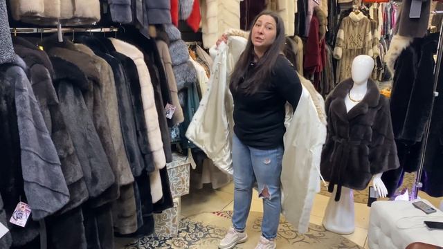 МЕХОВОЙ САЛОН "МИР МЕХА" ТРЕНЧИ, ШУБЫ, КУРТКИ, ДУБЛЕНКИ?4 ЛИНИЯ 140 ПАВИЛЬОН?Рынок Садовод Москва смотреть онлайн