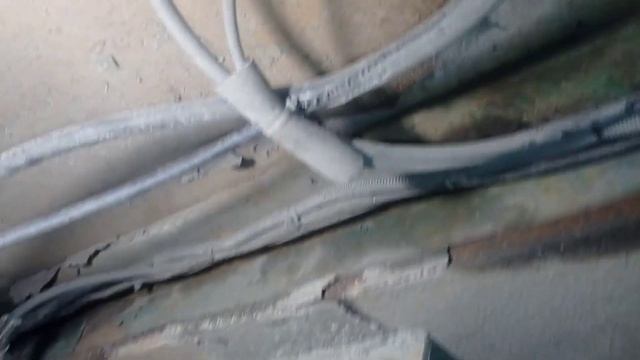 Грустная комедия, часть 2 "Треснул хребет" смотреть онлайн