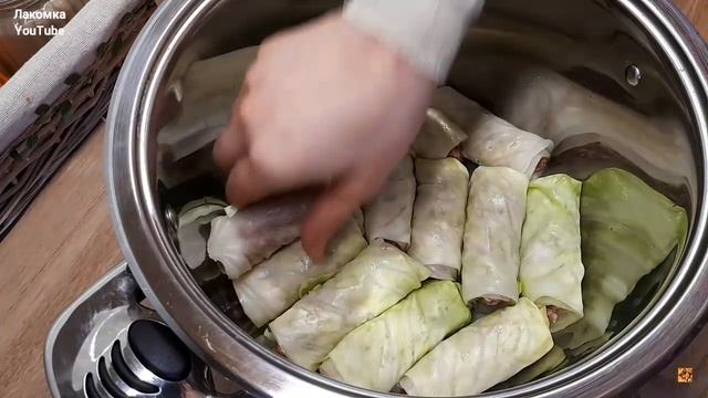 Болгары называют сармой ,турки долмой а наши .... Интересно ,откуда произошло это блюдо?!