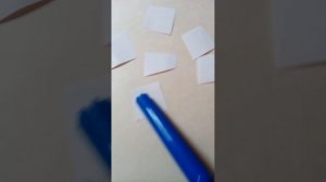 Делаем поделку из самоклеющейся бумаги