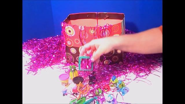 Huge Surprise Bag! Minecraft Peppa Pig Hello Kitty Play-Doh Angry Birds смотреть онлайн