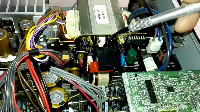 YAMAHA rx E810 не включается смотреть онлайн