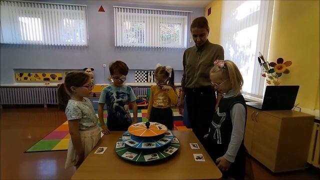 Видеофрагмент занятия с использованием авторского дидактического пособия 