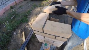 Кладка столбов из облицовочного полнотелого кирпича лотос. Забор часть 49.