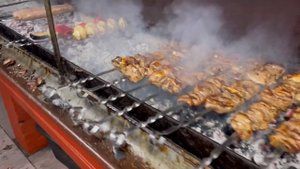 ЧЕЧНЯ/УЛИЦА ШАШЛЫКОВ/ОГРОМНЫЙ КАВКАЗСКИЙ ШАШЛЫК!