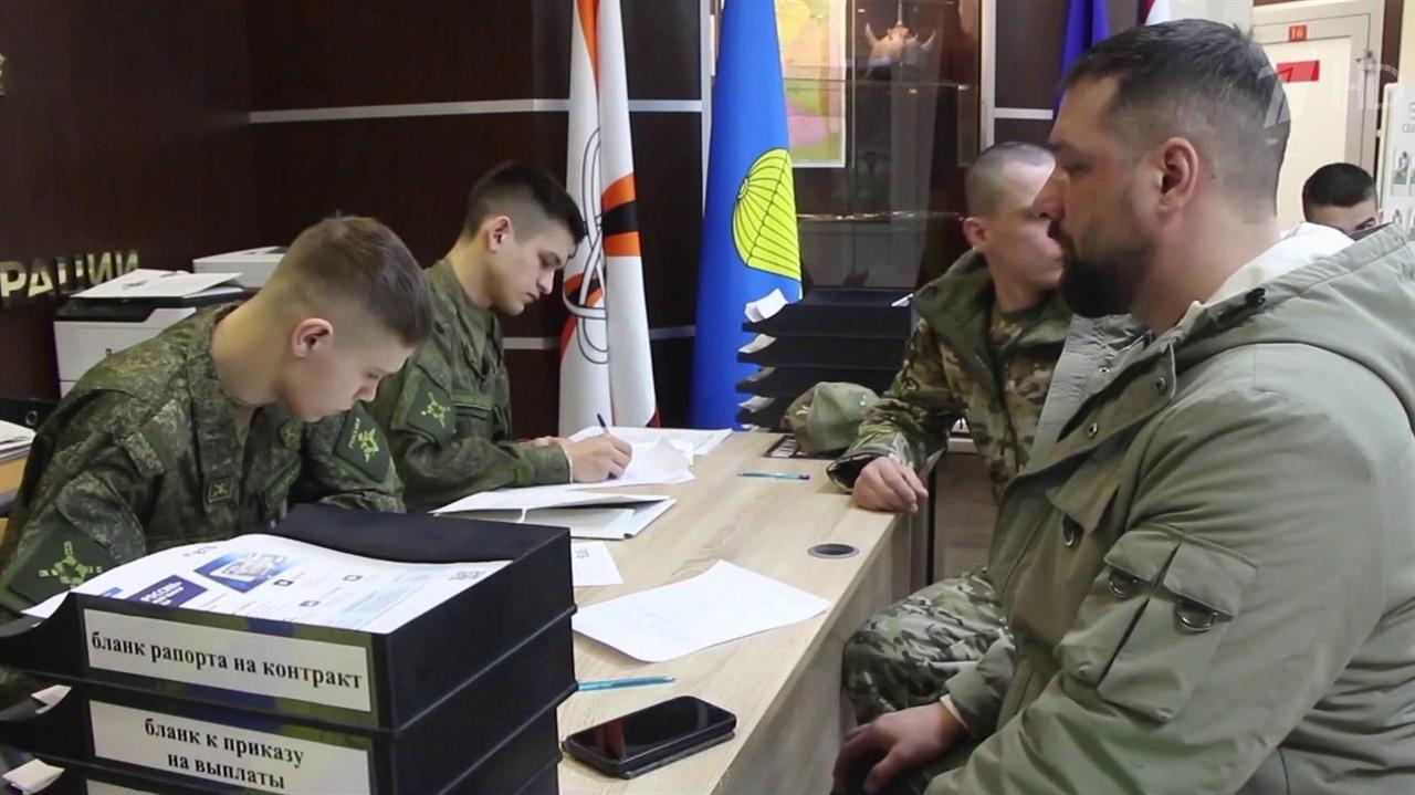 После трагедии в "Крокус Сити Холле" множество добровольцев решили подписать контракты с Минобороны