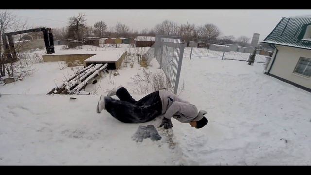 AVI | Долгожданный первый снег смотреть онлайн