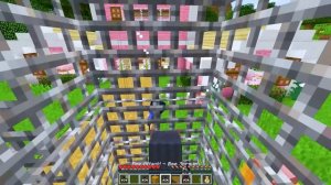 Buzzing Around as a BABY BEE In Minecraft!