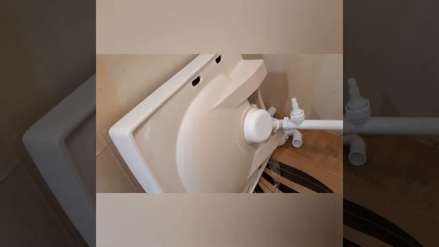 Лучший умывальник Santek Пилот 60 крепится сверху стиралки. смотреть онлайн