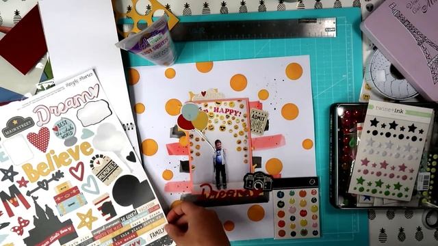 Скрап страничка Смайлики/СП Быстрые странички с Олей Котляровой|Scrapbook layout смотреть онлайн
