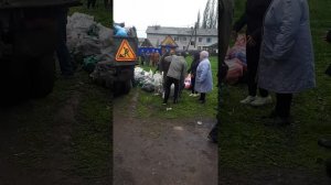 Месяц ждали мусоровоз в с. Старобурново Бирский р-н республика Башкортостан