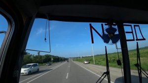 Школьный автобус ПАЗ едем на экзамены.