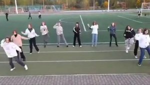 Школьный танец нон стоп