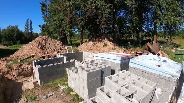 Постройка погреба. Часть 4. Возведение стен смотреть онлайн
